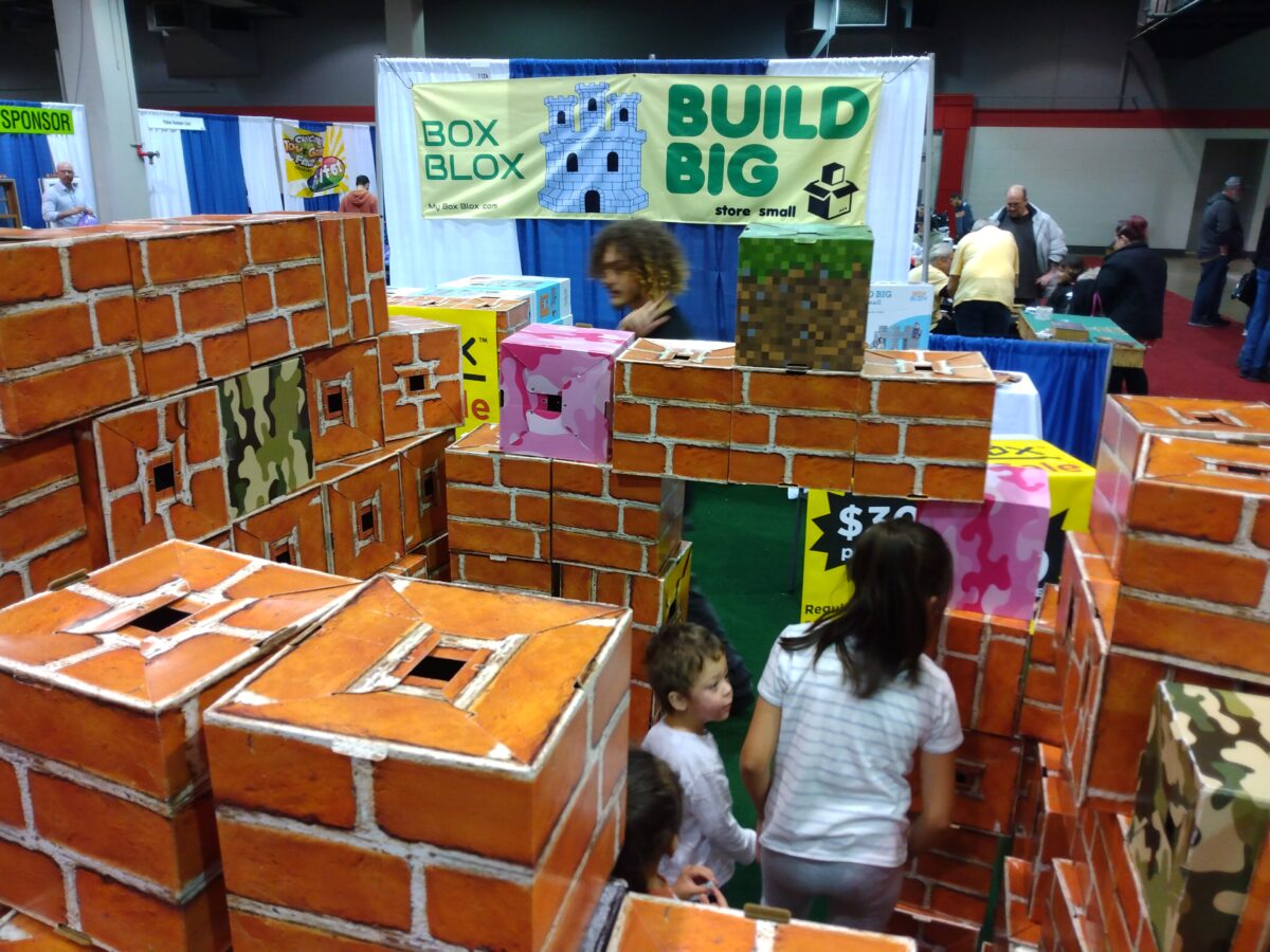 Chicago Toy & Game Fair 2022.  Hundreds of kids enjoyed the Box Blox play-zone!  A Sell-out event!  See you next year!